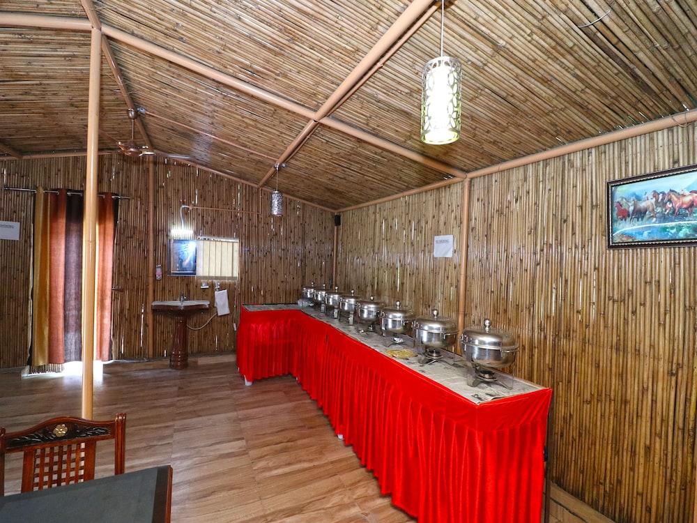 Damyanti Residency Hotel 31/50