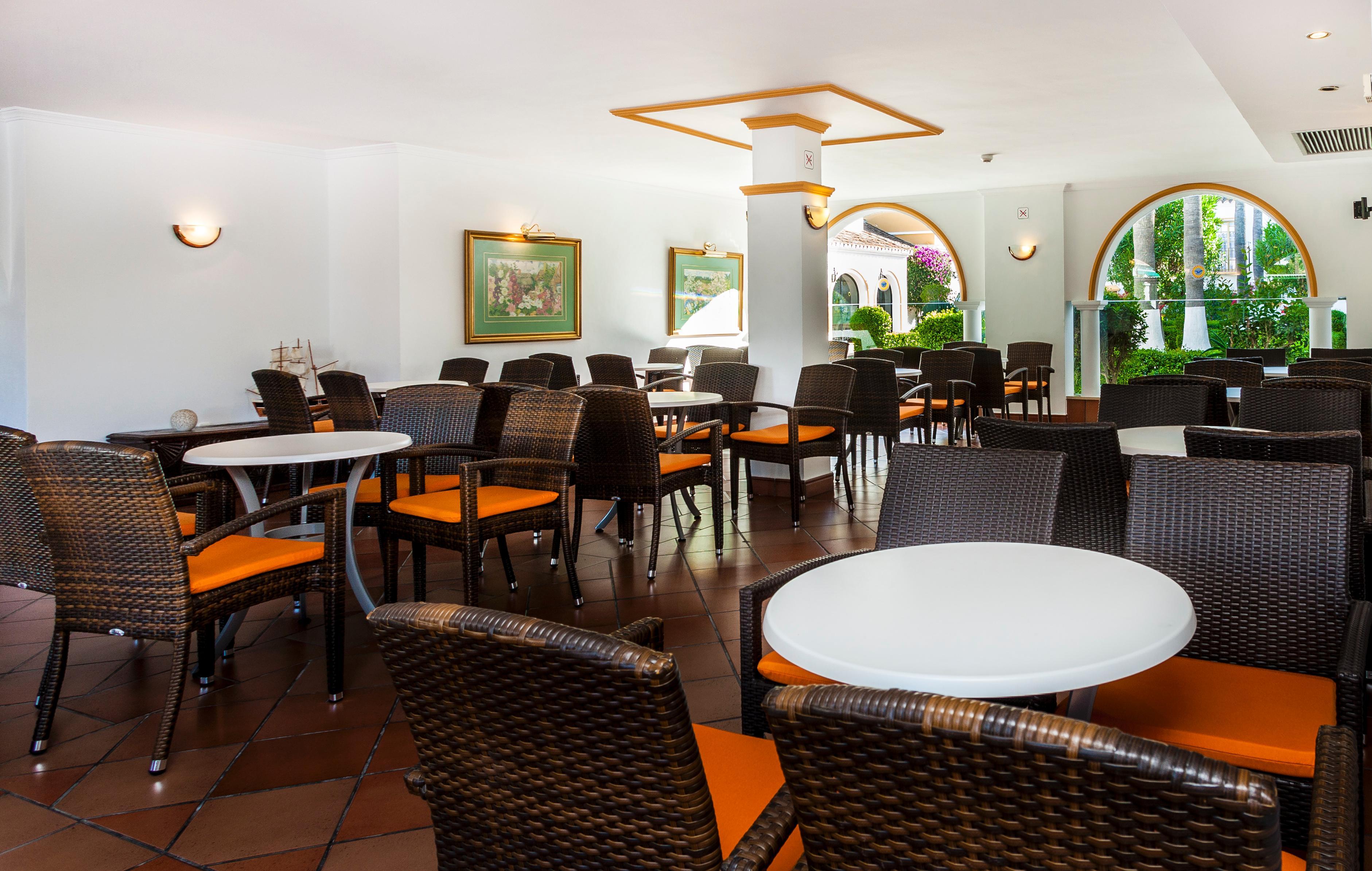 Globales Cortijo Blanco Hotel 30/50