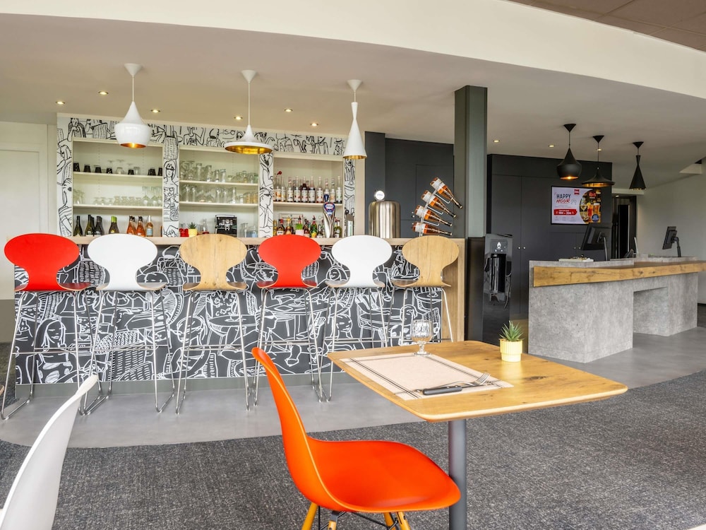 Ibis Issoire 50/57