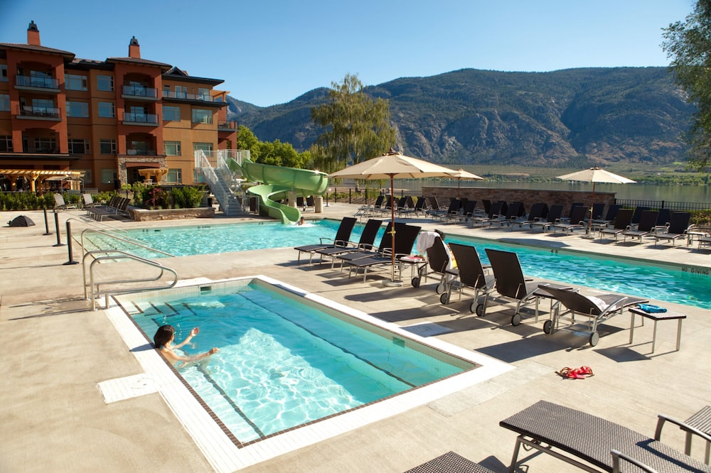 Watermark Beach Resort 4/39