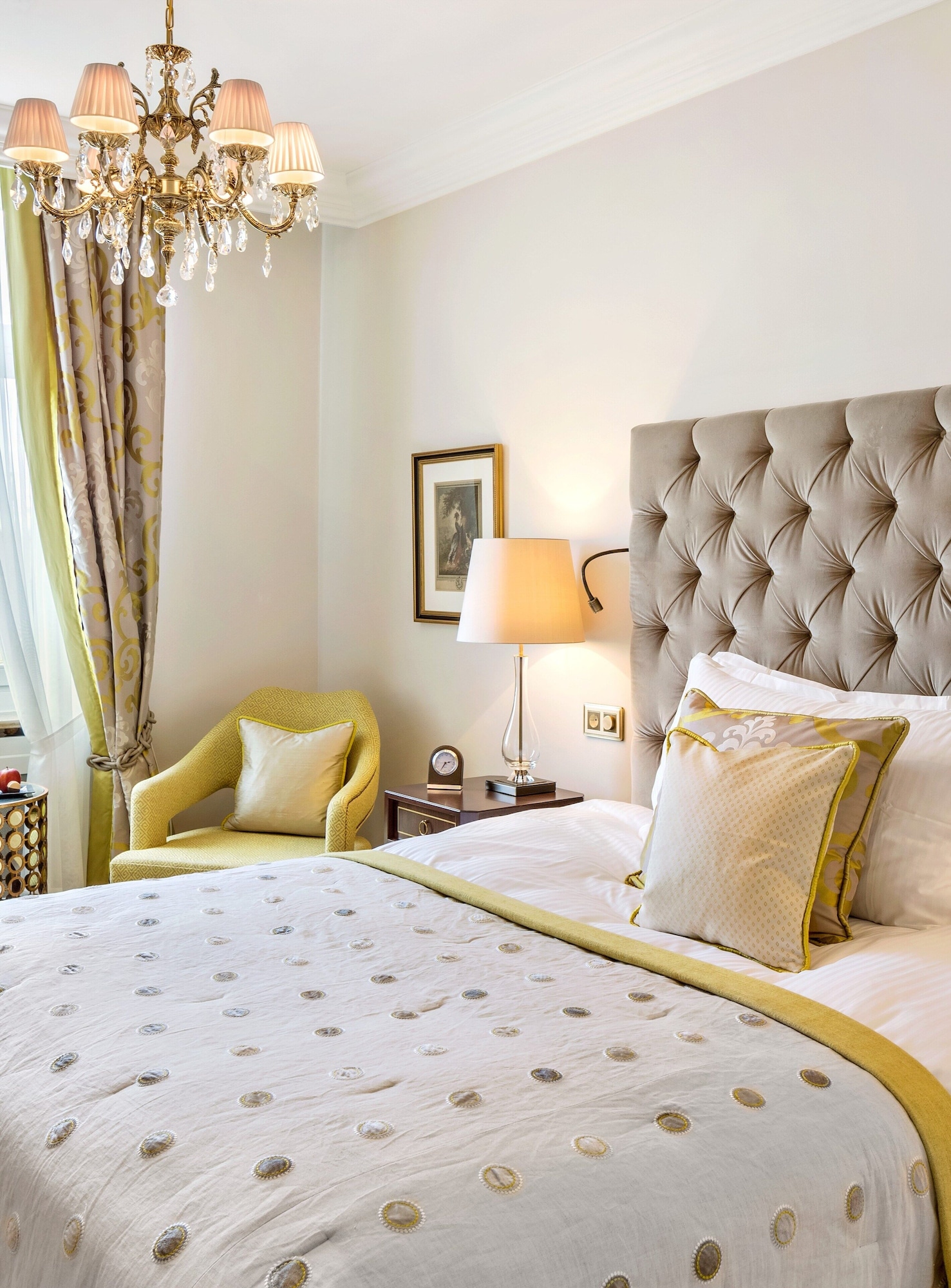 FAIRMONT, QUEEN BED, GARDEN VIEW