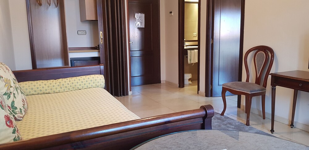 Gran Hotel Paraiso 13/65