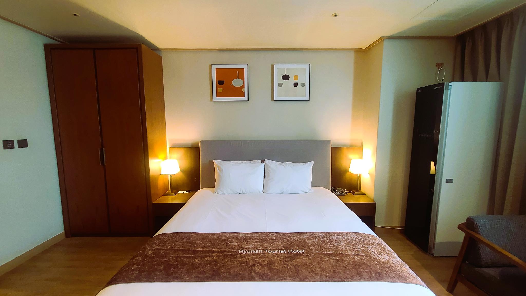 Standard, Double Bed, City View