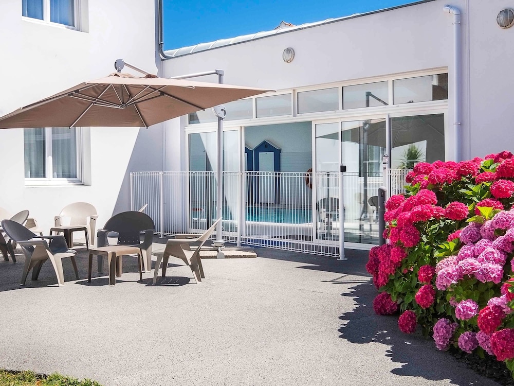 IBIS STYLES SAINT GILLES CROIX DE VIE 1/77