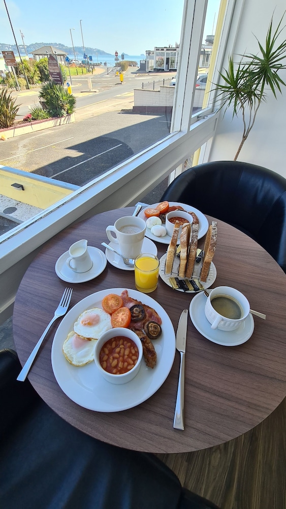 The Torland Hotel 26/50