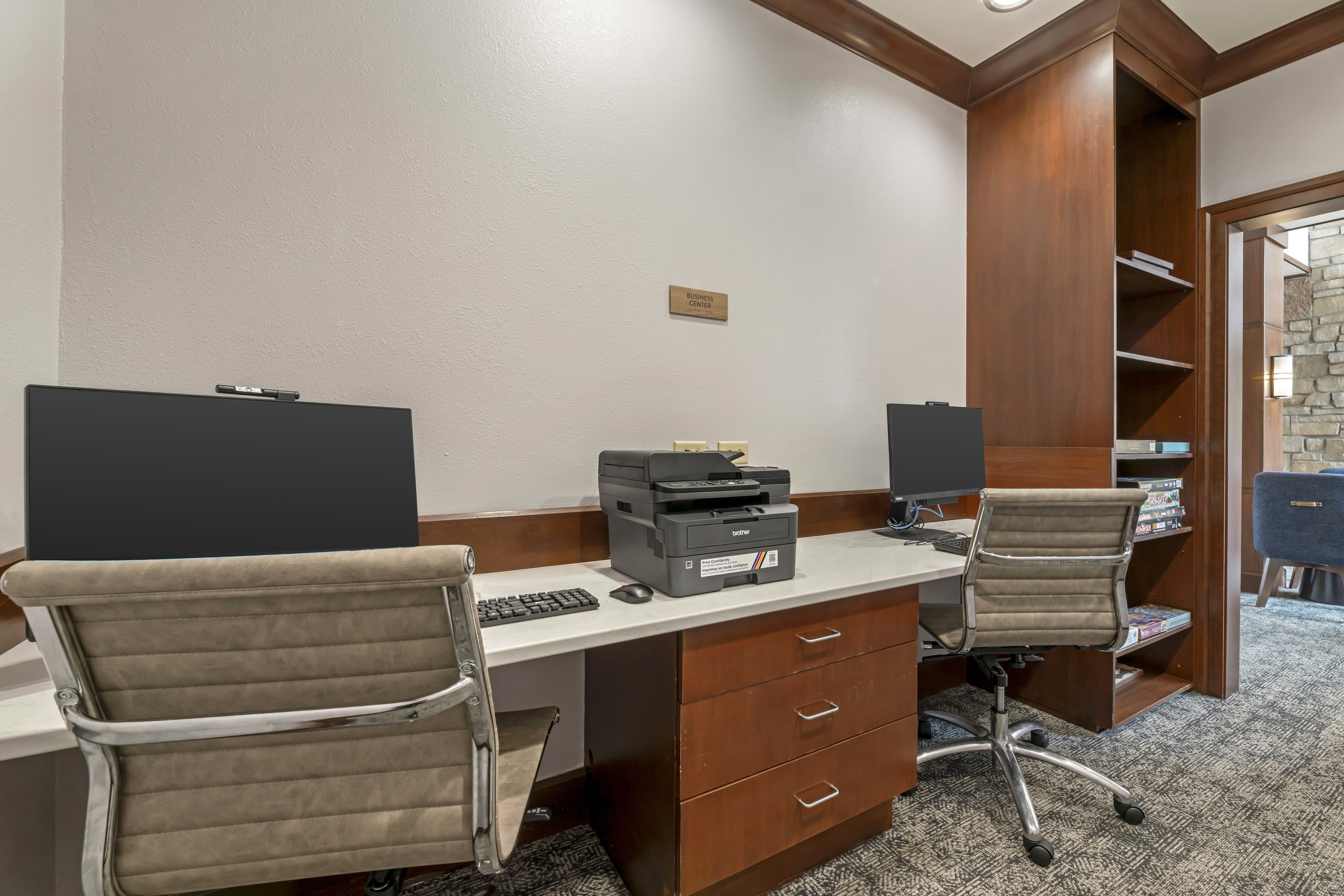 Staybridge Suites Milwaukee West-Oconomowoc 59/73