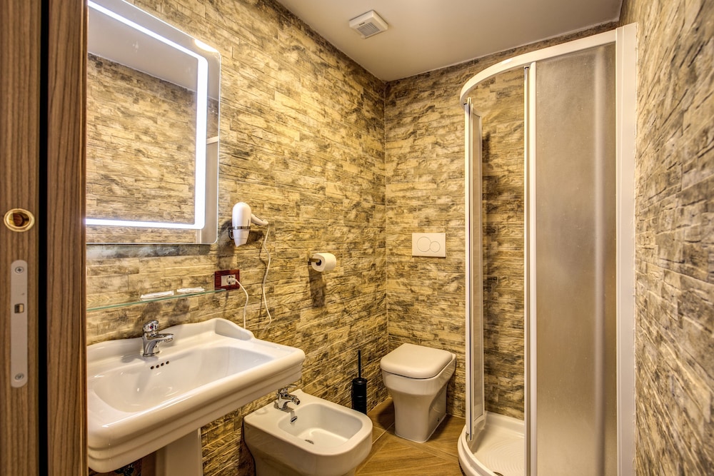 Amici Guesthouse 29/40