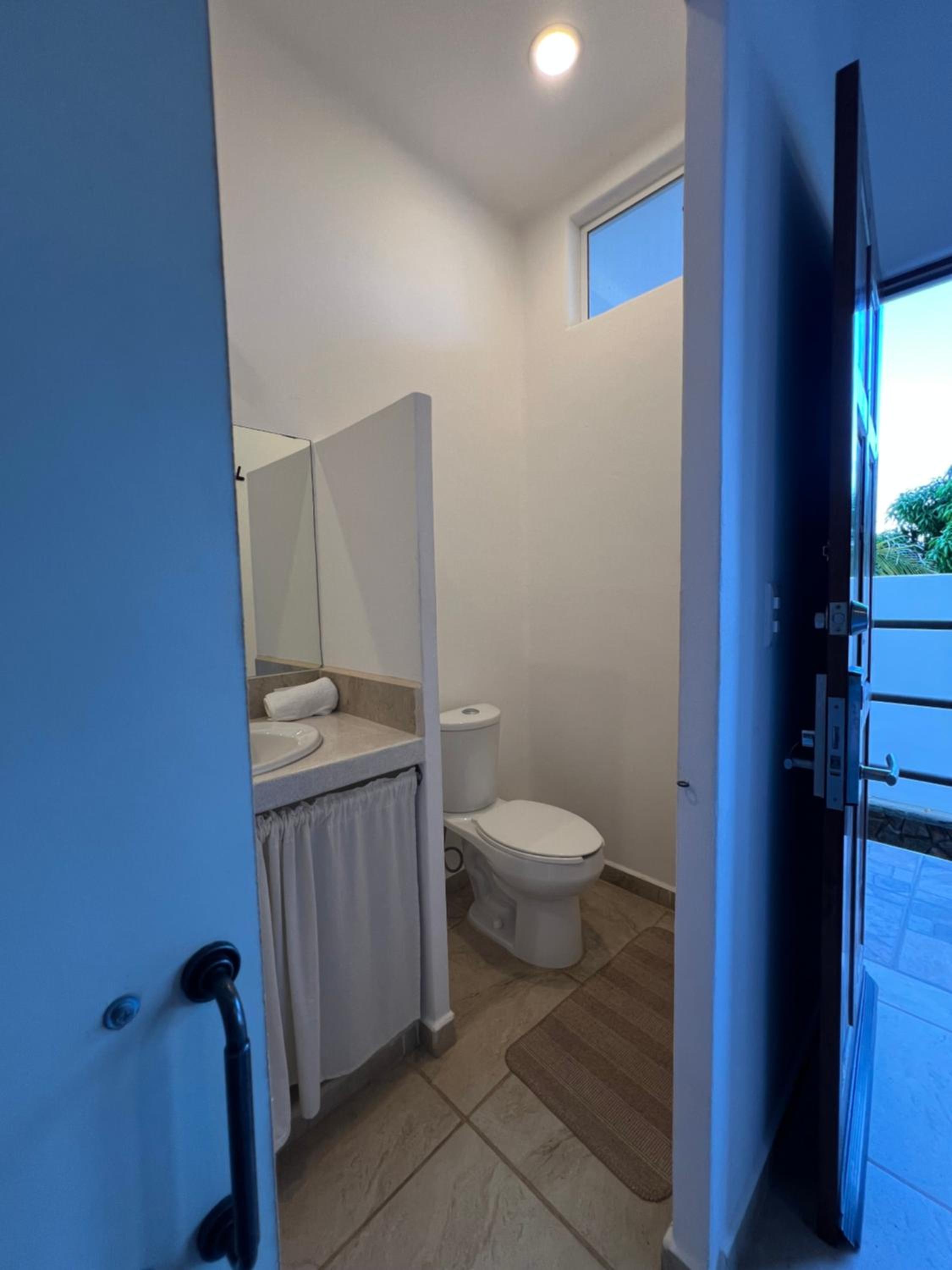 Blue Bocana Hotel 43/48