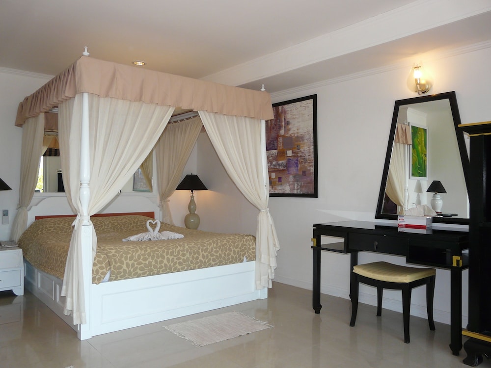 The Orchid Hotel And Spa Kalim Bay 27/81