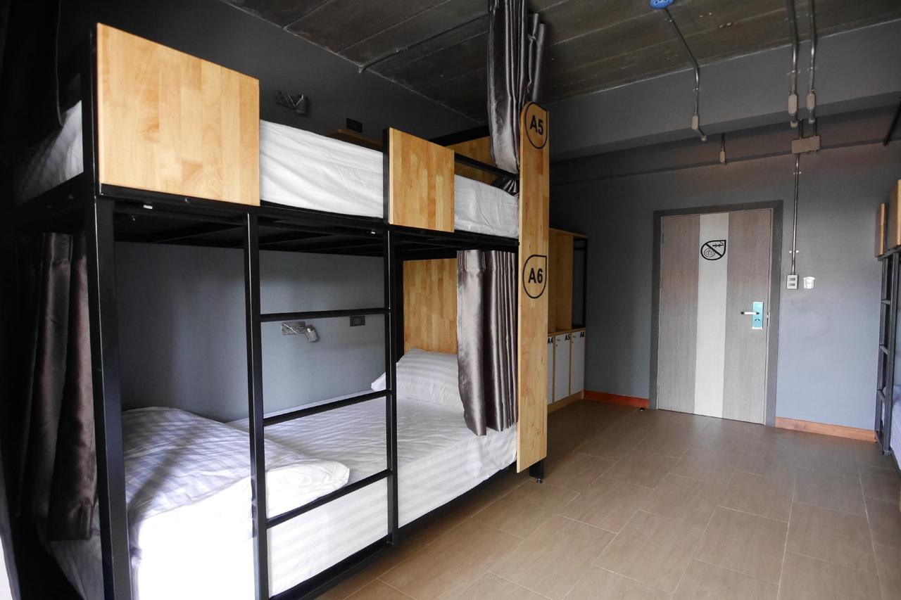 Ray Hostel 33/43