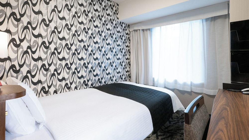ROOM, SINGLE, RIVER VIEW