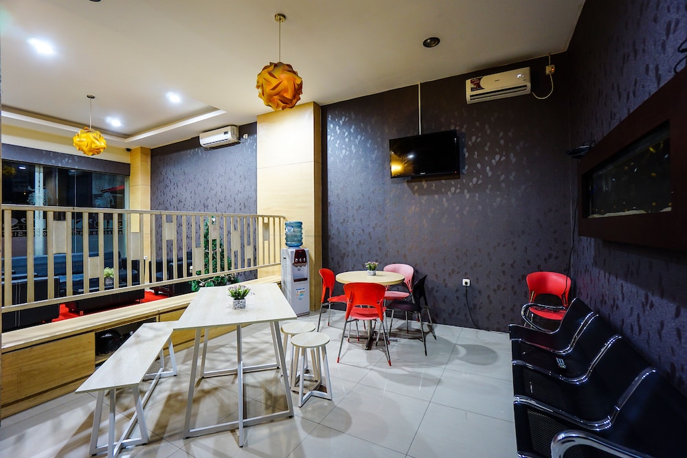 Hotel O Manado near Gereja Advent Tikala Baru formerly Rid's Hotel 41/49