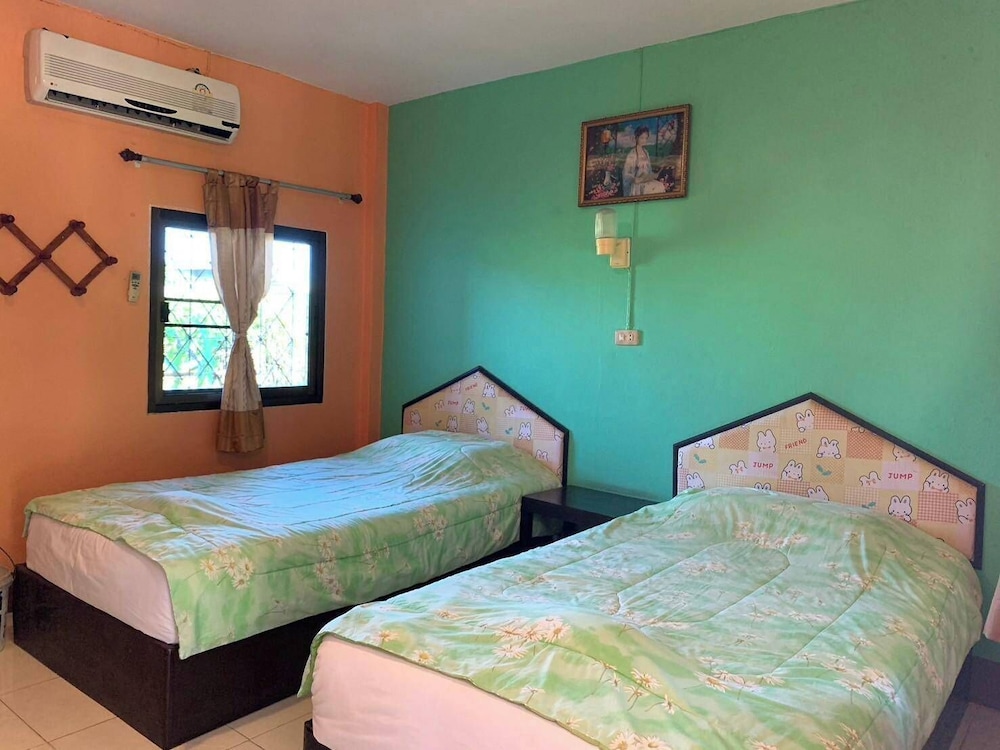 SUPERIOR, TWIN BEDS
