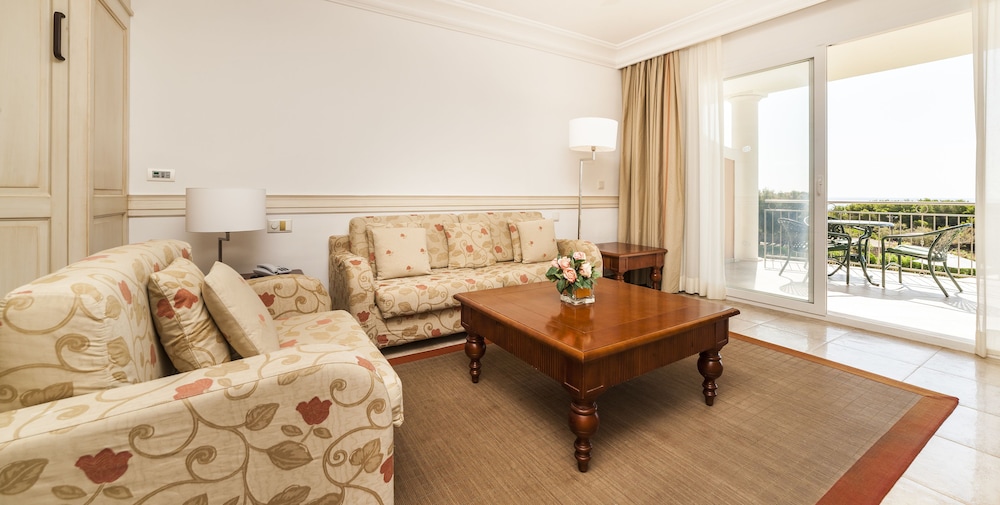 Insotel Punta Prima Prestige Suites Spa 24/50