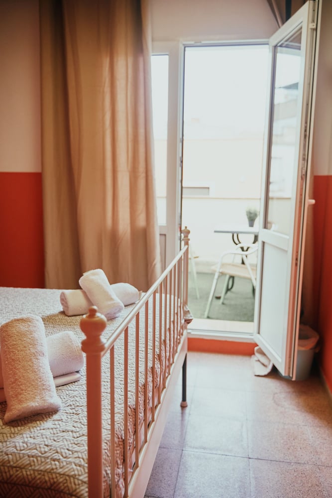 Loft Hostal 16/50