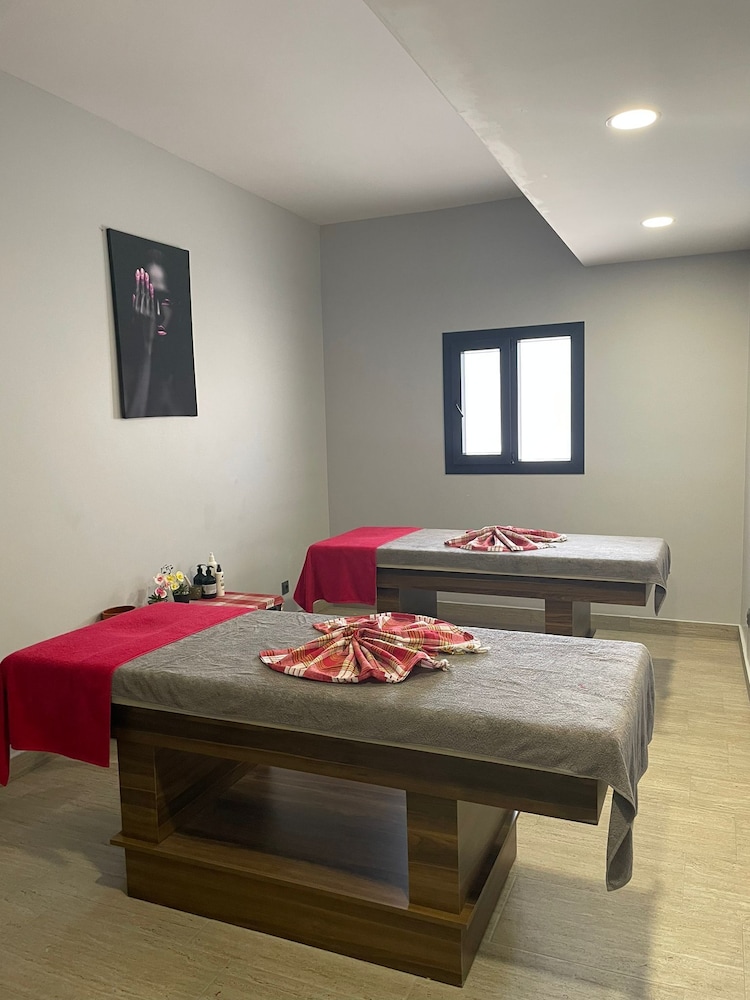 Çelik Thermal & Spa 15/48
