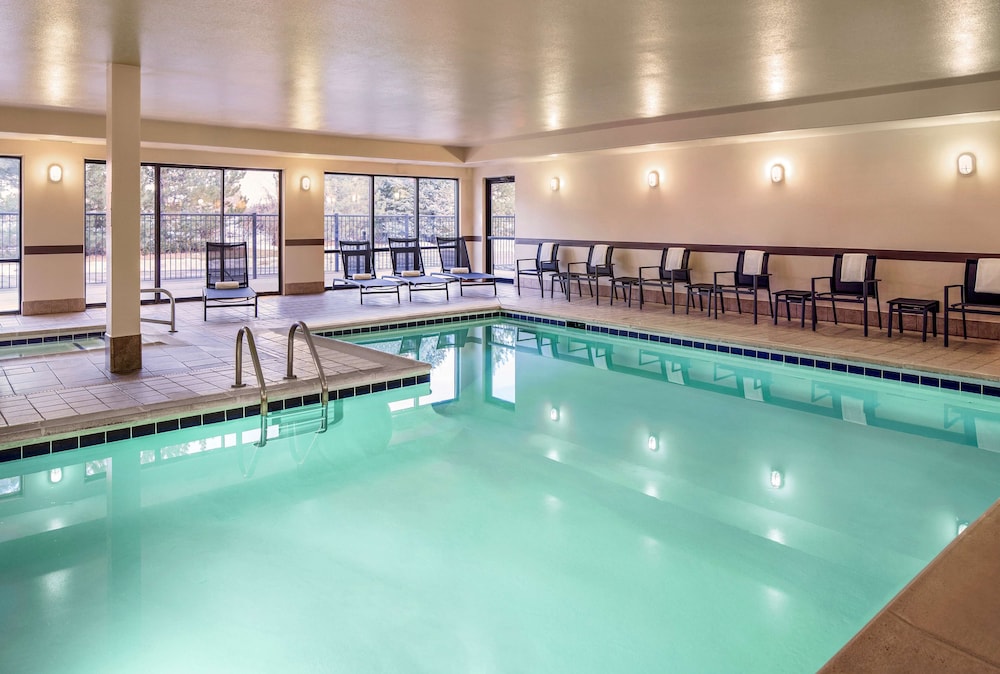 Hampton Inn Loveland 4/41
