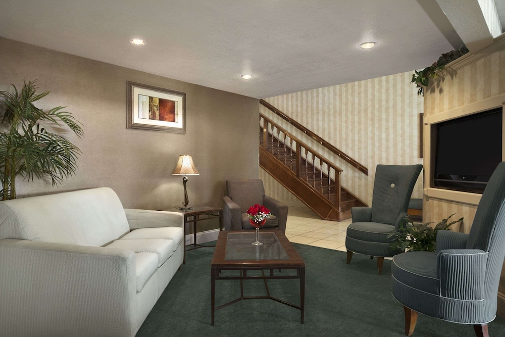Ramada By Wyndham Del Rio 18/38