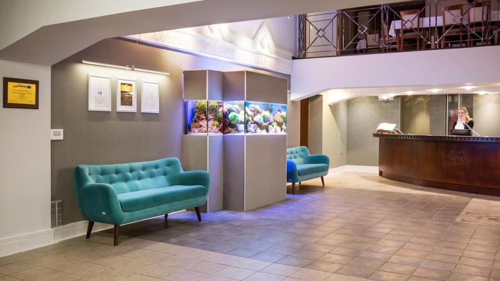Witek Hotel 2/50