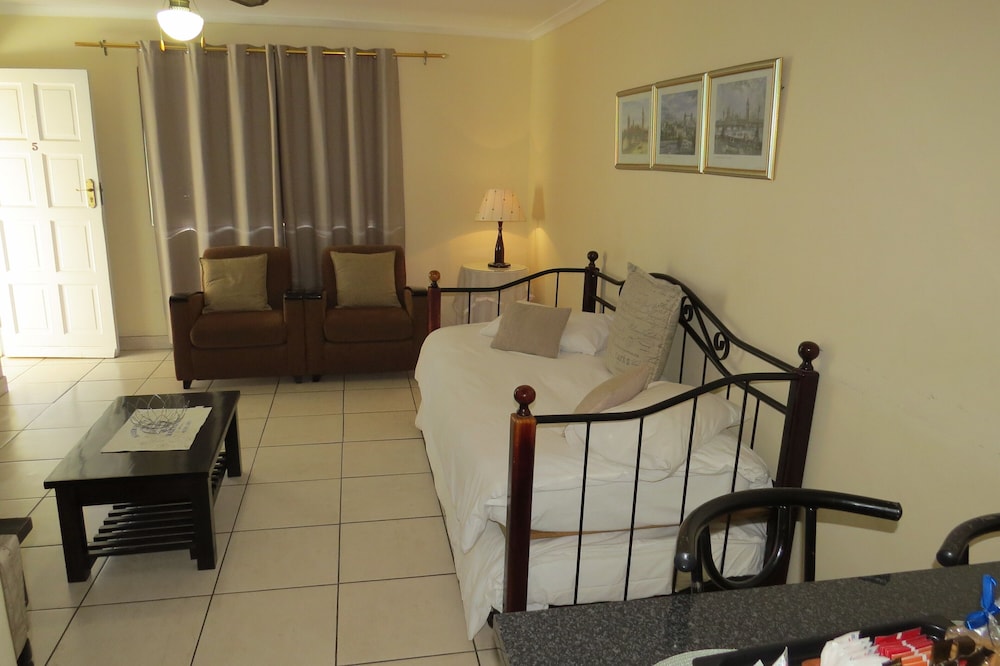 Smithland Guest Apartments 18/50