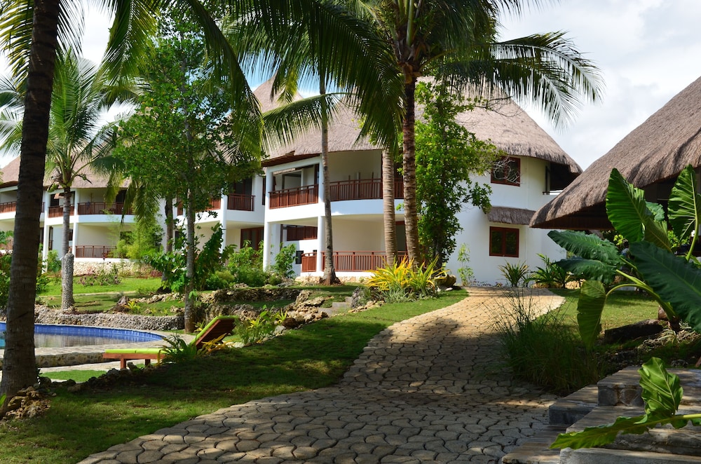 Amun Ini Beach Resort & Spa 45/50