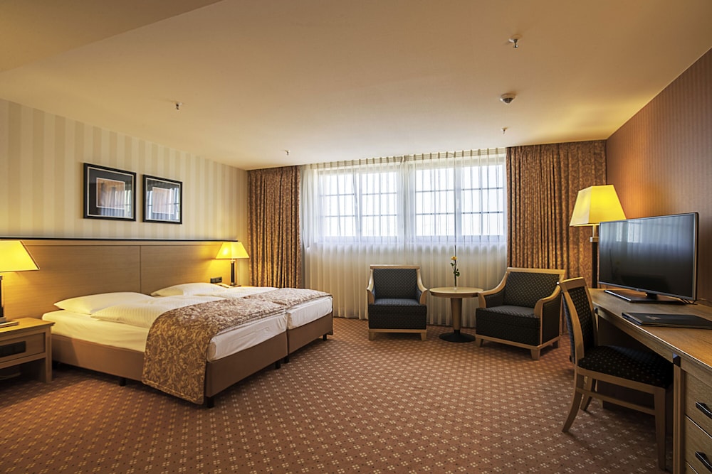 Maritim Hotel & Internationales Congress Center Dresden 20/75