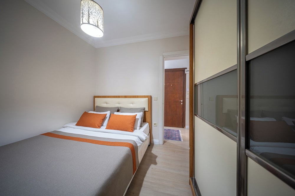 Feyza Apartments 20/50
