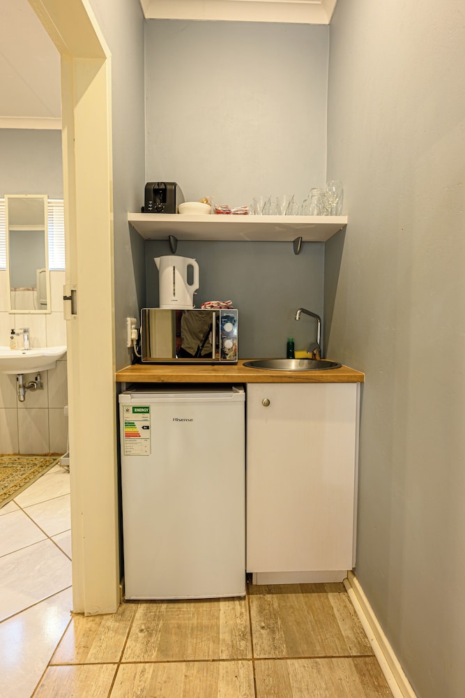 Graceland Guesthouse 4/50