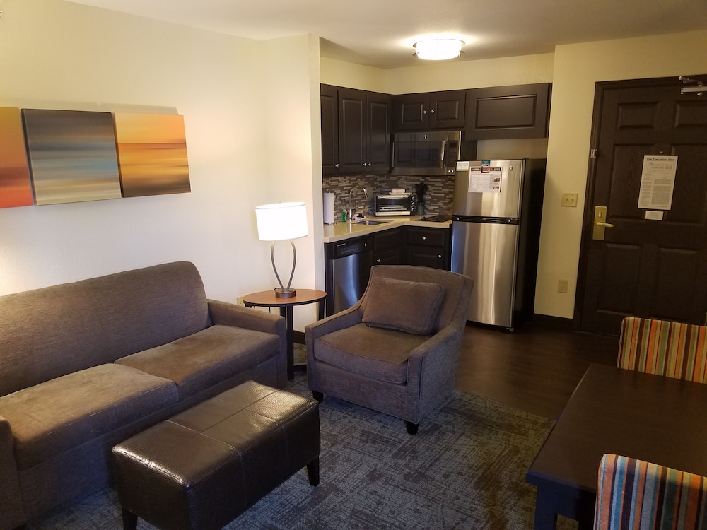 Staybridge Suites Cincinnati North Oh 40/69