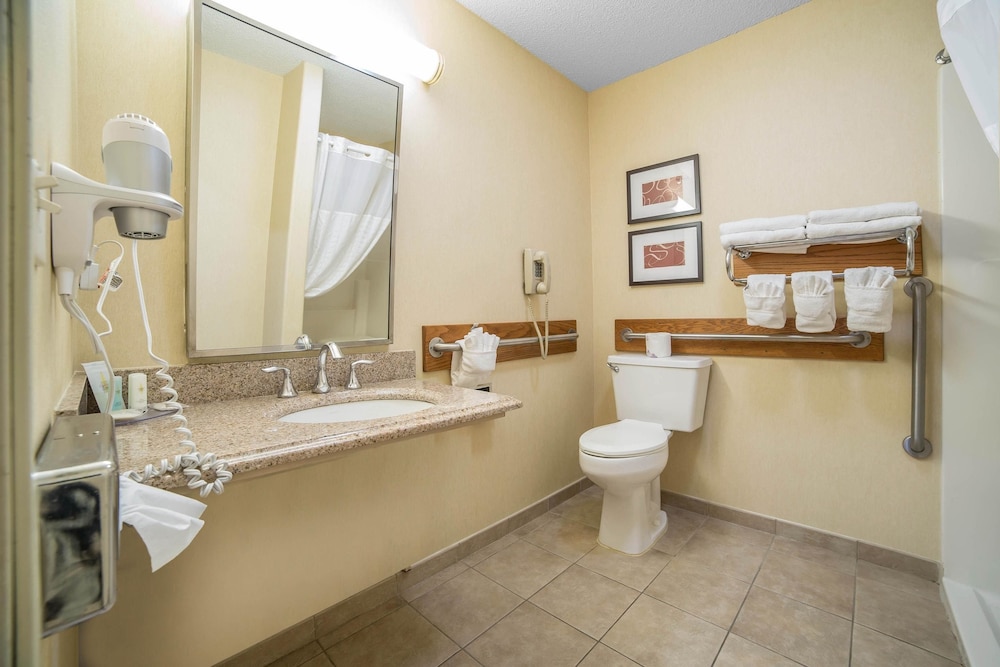 Comfort Inn Grand Junction I-70, CO 13/37