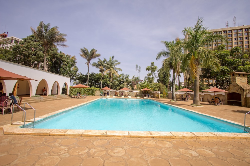 Sirikwa Hotel 33/41