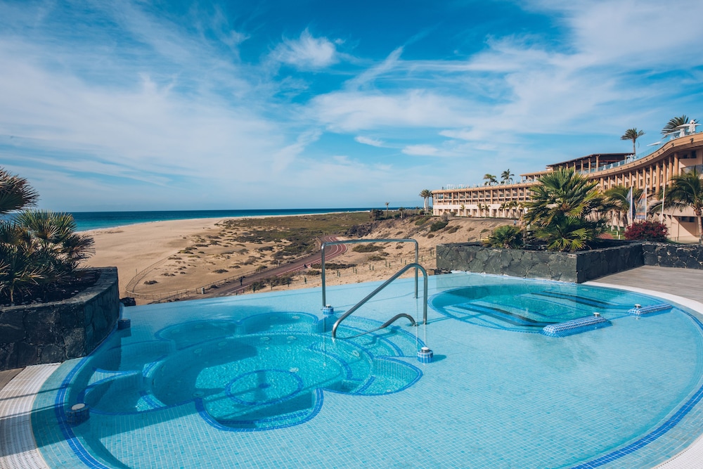 Iberostar Waves Playa Gaviotas 24/50