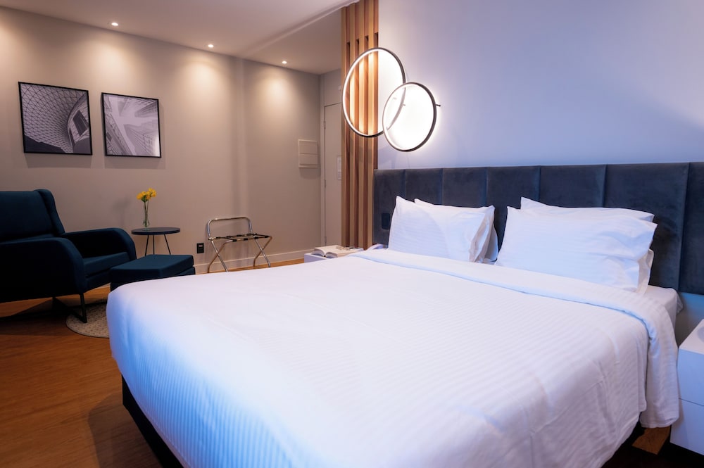 Esuites Congonhas by Atlantica 23/85