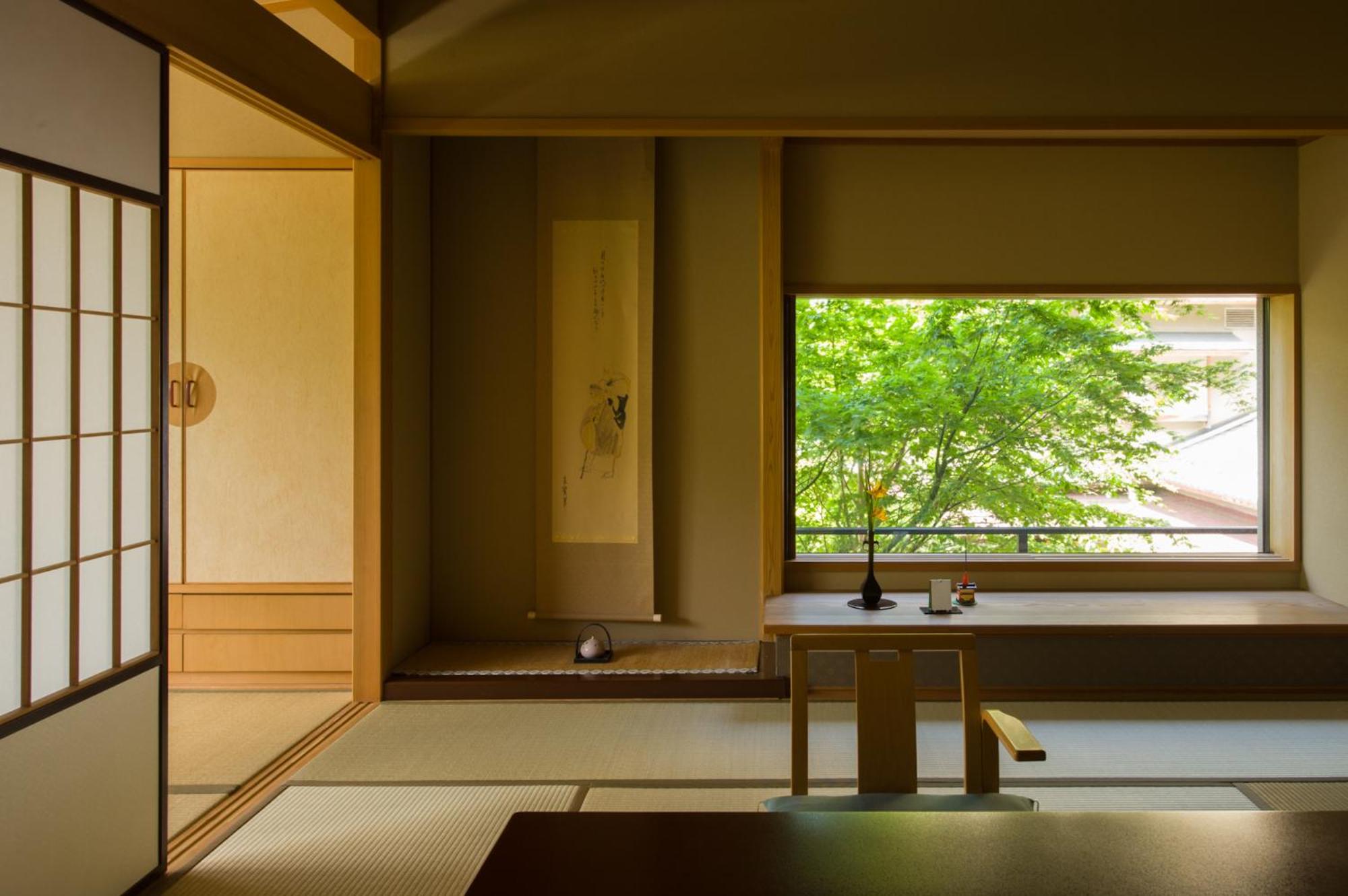 Japanese, Superior, South Wing