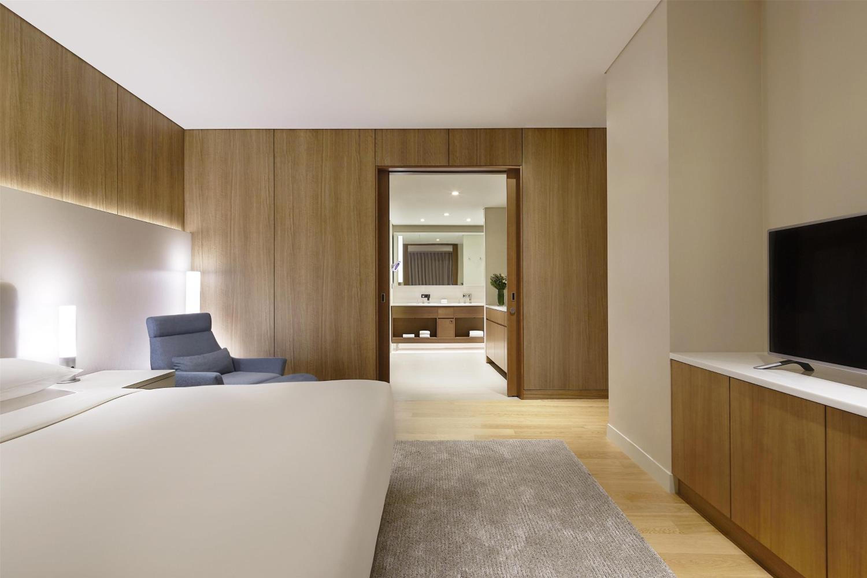 Residence, 2 Beds, West Tower