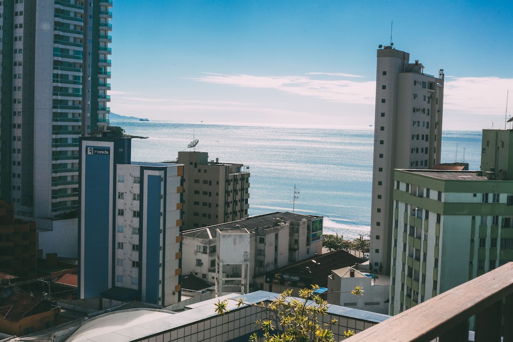 Atoba Praia Hotel 27/29