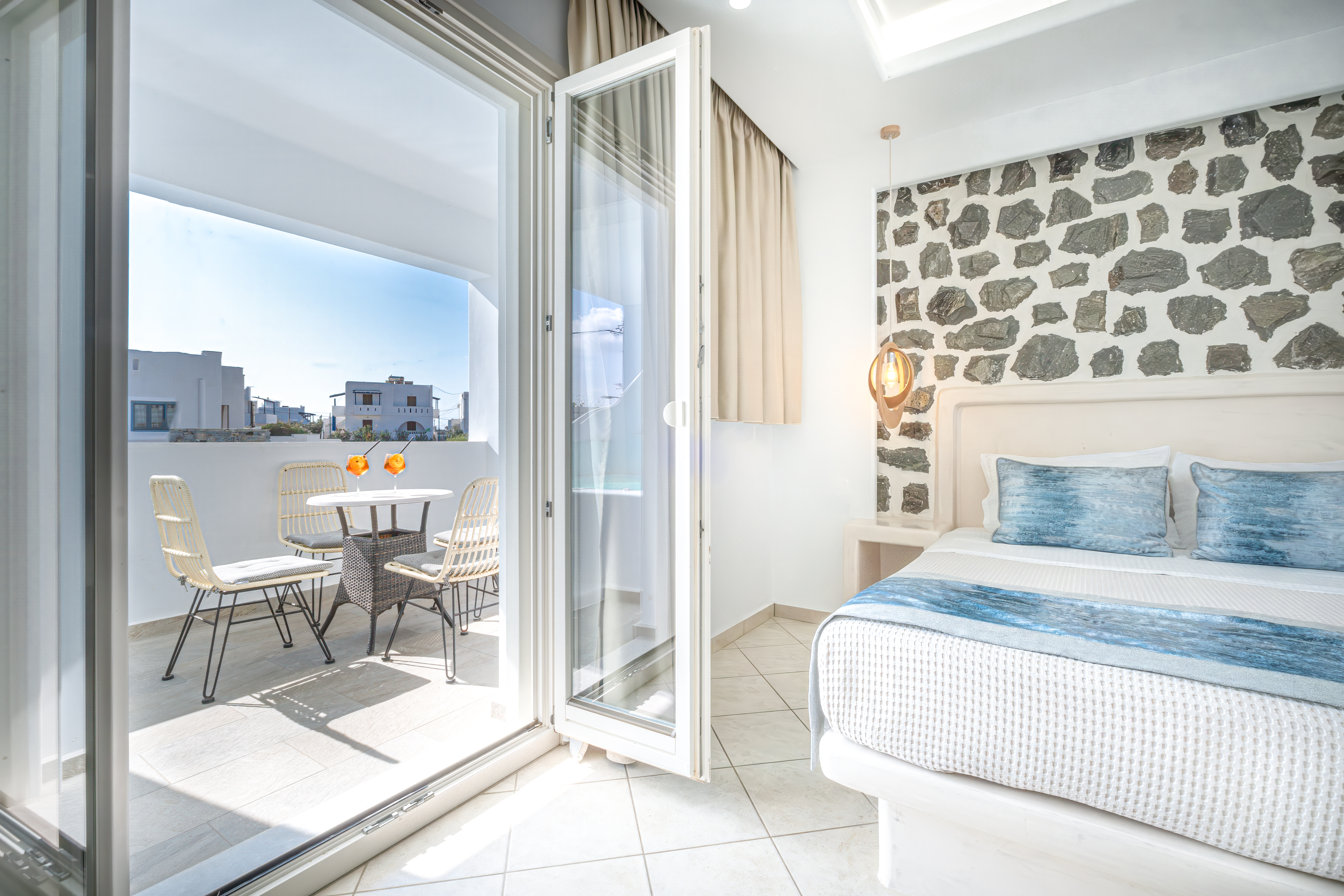 Deluxe, Suite, Pool View, Outdoor Jetted Tub
