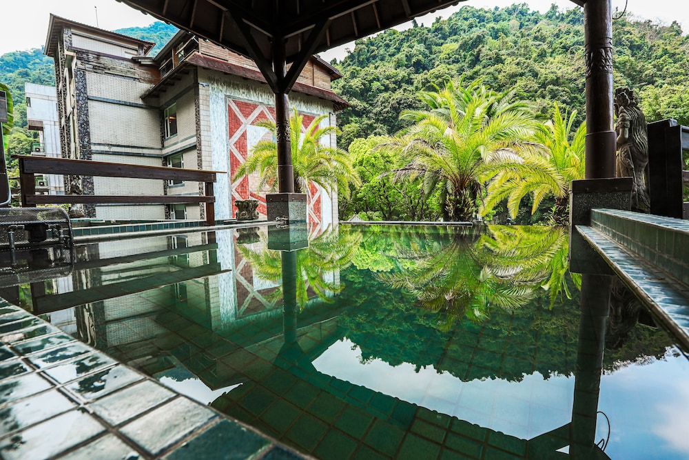 Sunrise Hot Spring Hotel 27/50