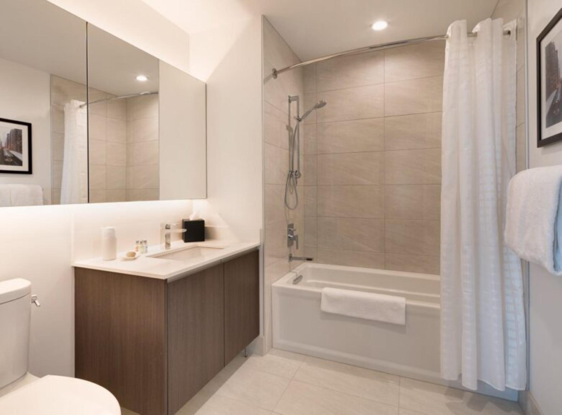 Level, Suite، Level Chicago Old Town 2/2