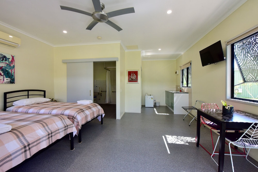 Room at Daintree Peaks Eco Stays, CAPE TRIBULATION