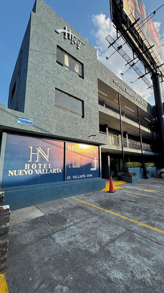 Hotel Nuevo Vallarta 33/37