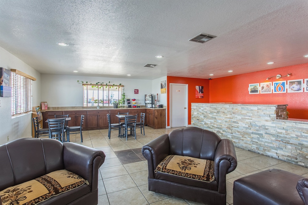 Motel6 Lordsburg, NM 13/58