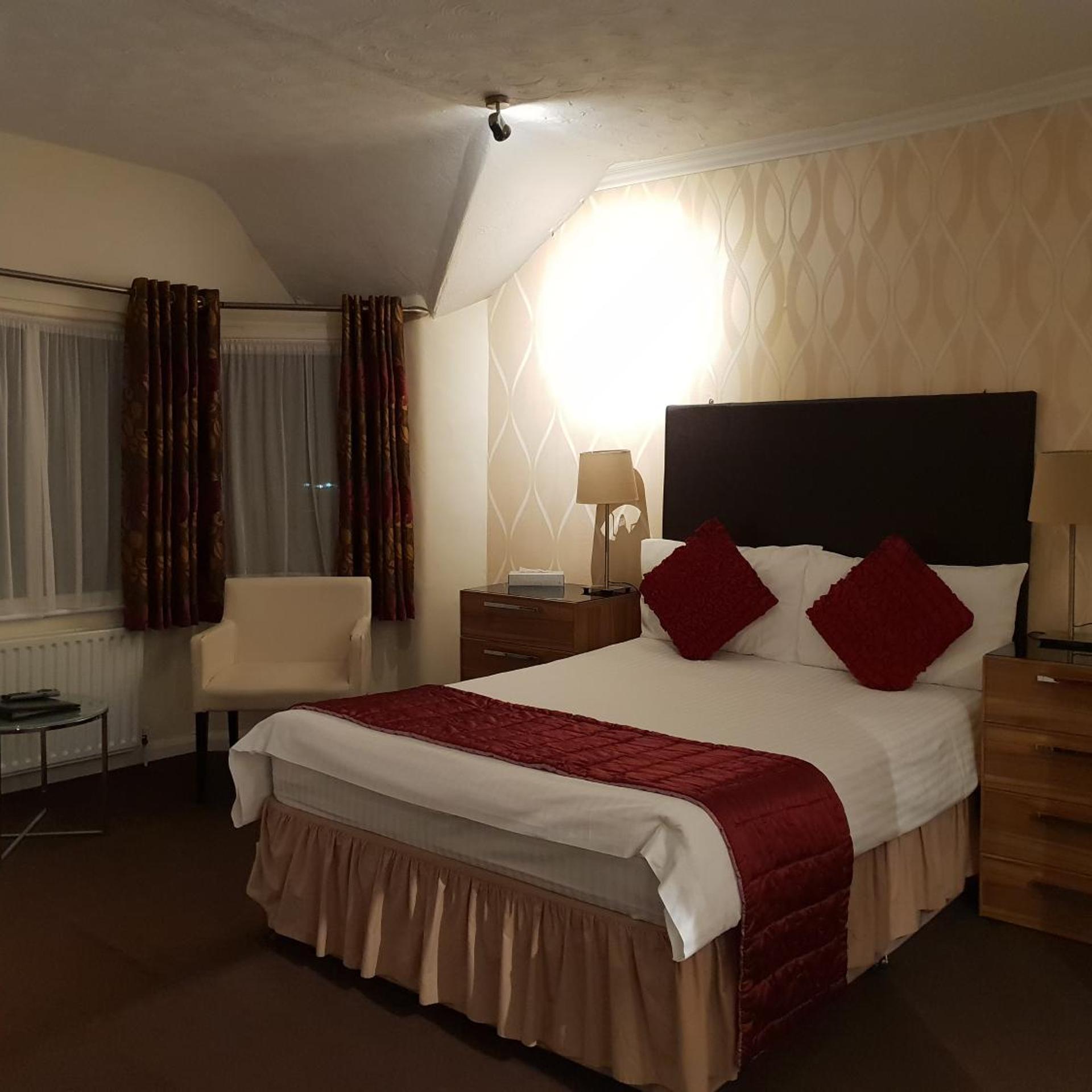 Ascot Hotel 21/50