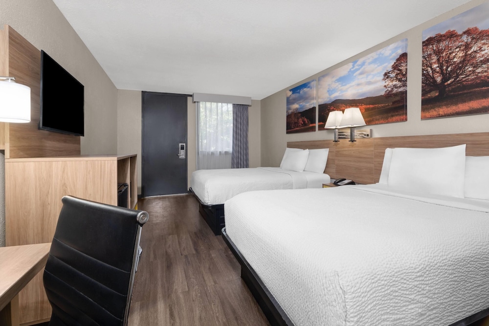 Days Inn By Wyndham College Park Airport Best Road 12/55