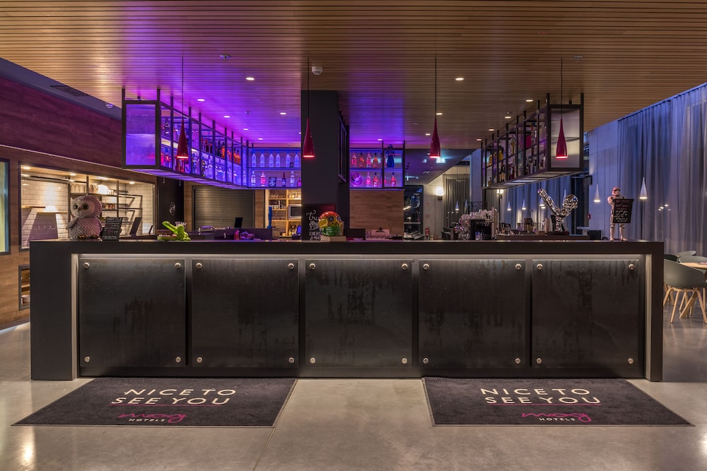 Moxy Southampton 4/55
