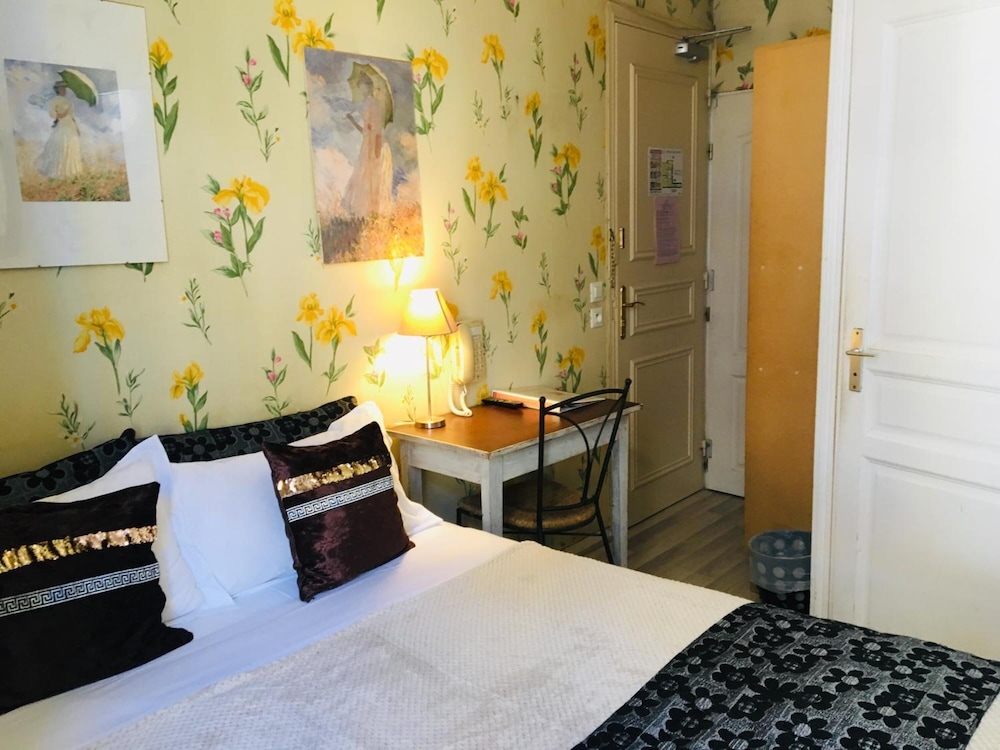 VILLA LA TOUR 24/76
