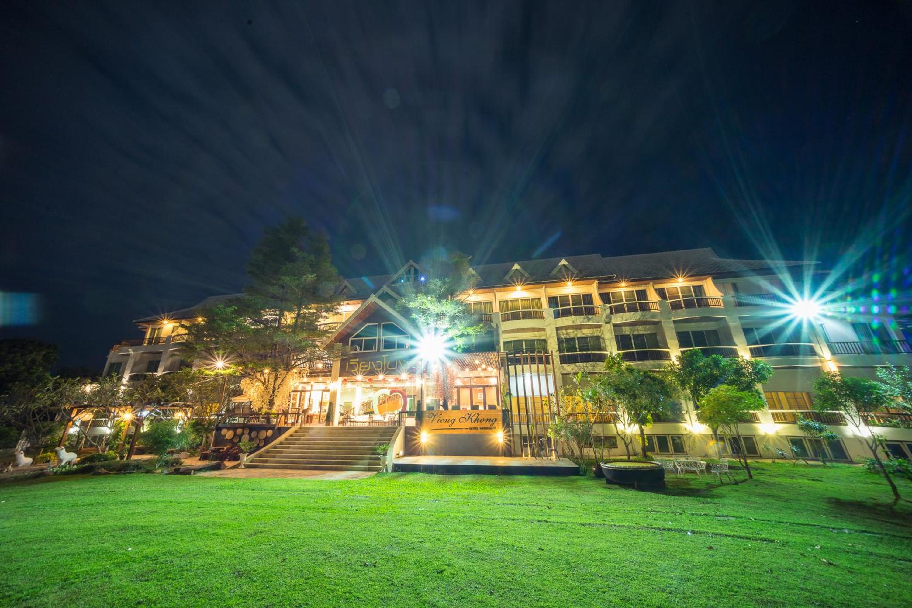 Vieng Khong Hotel 4/100