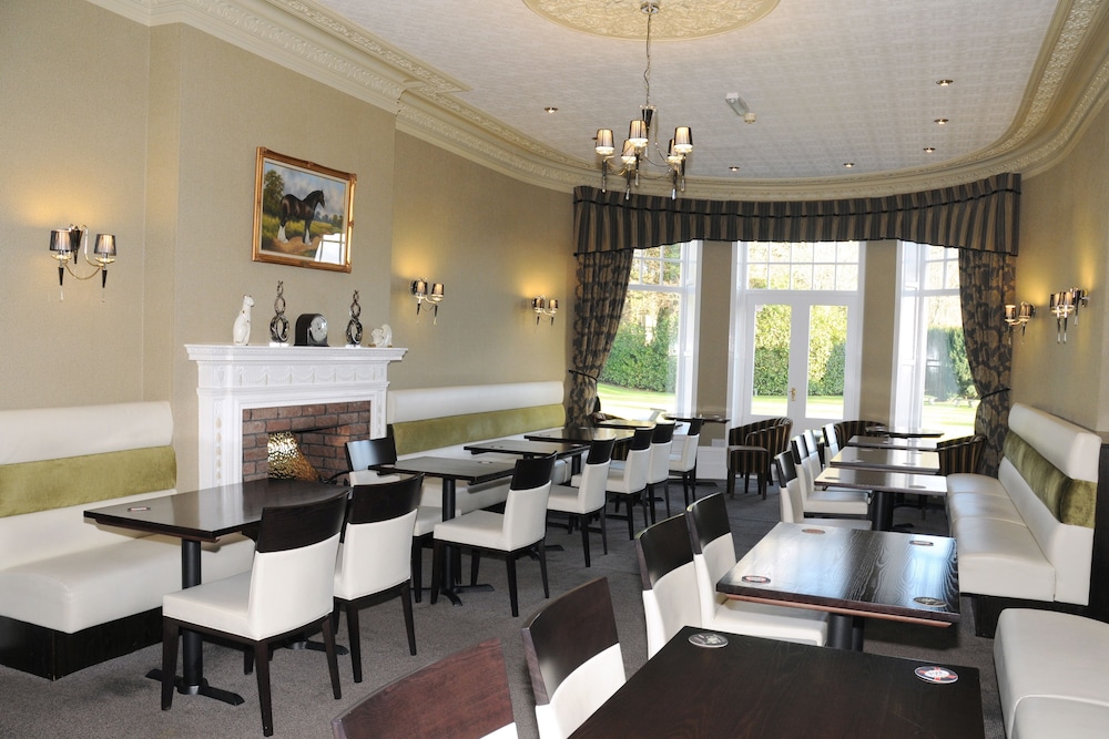 Hundith Hill Hotel 52/66