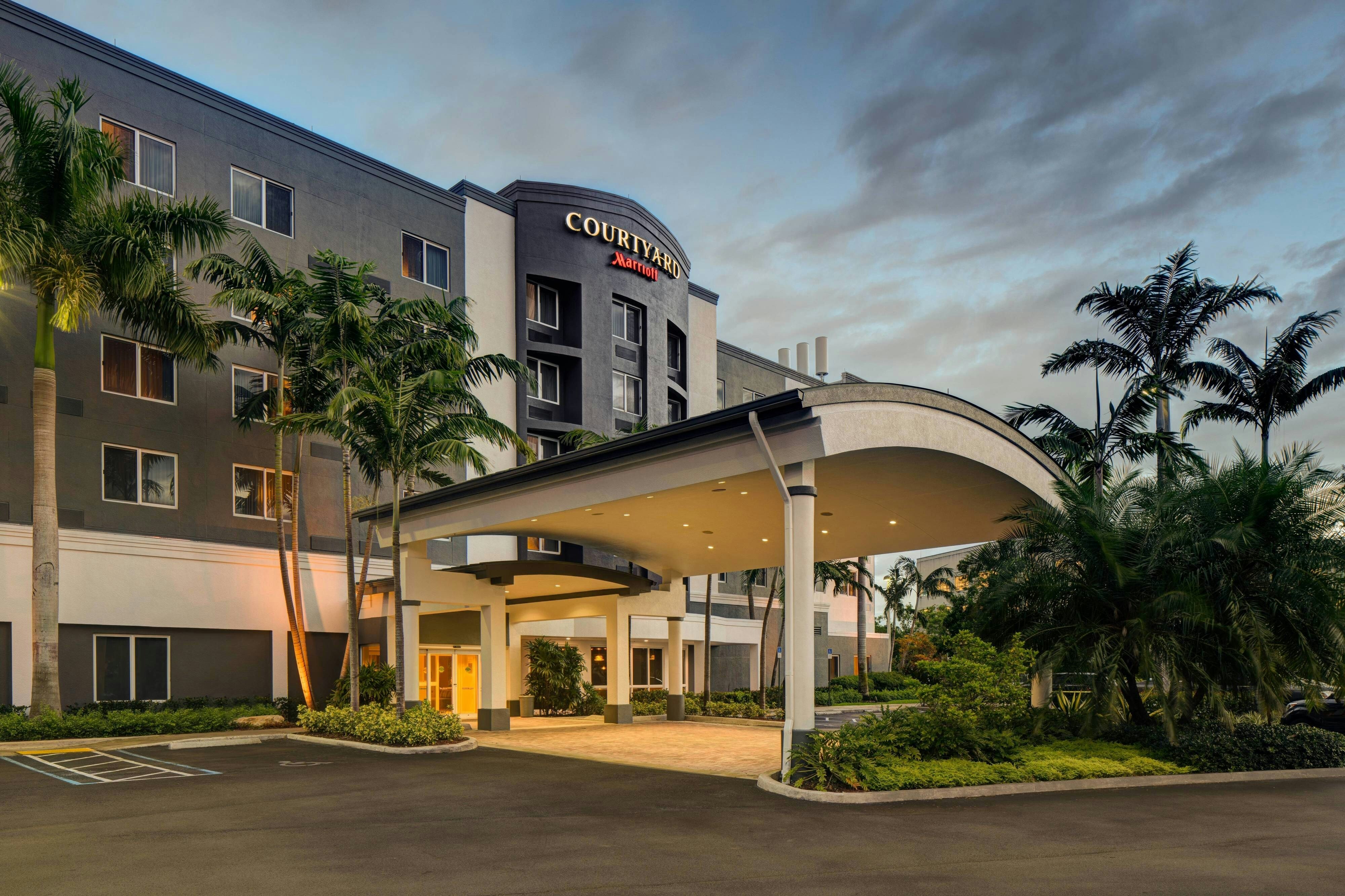 Courtyard By Marriott Miami West Fl Turnpike 1/13