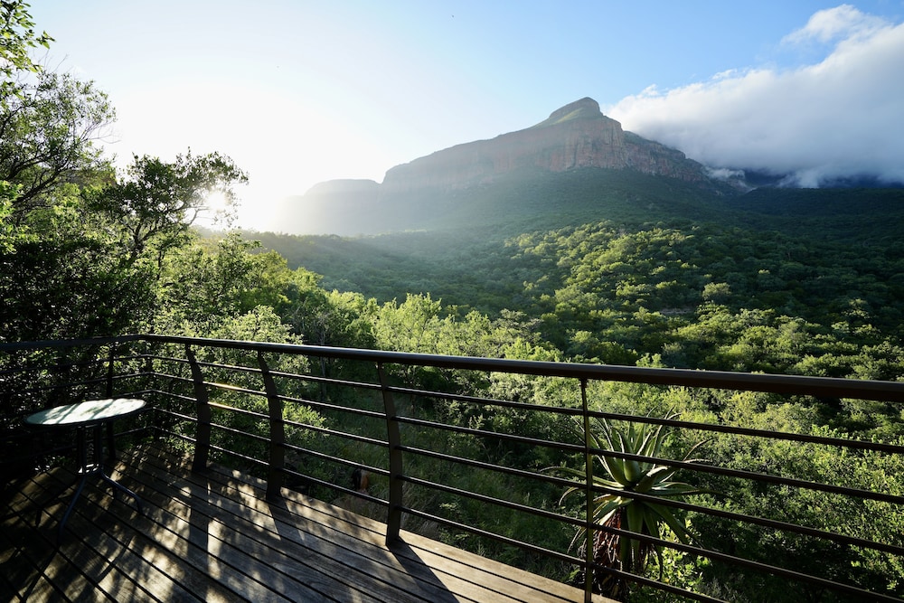 Umvangati House 3/50